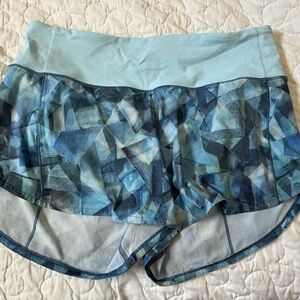 Lululemon Speed Up Shorts size 6